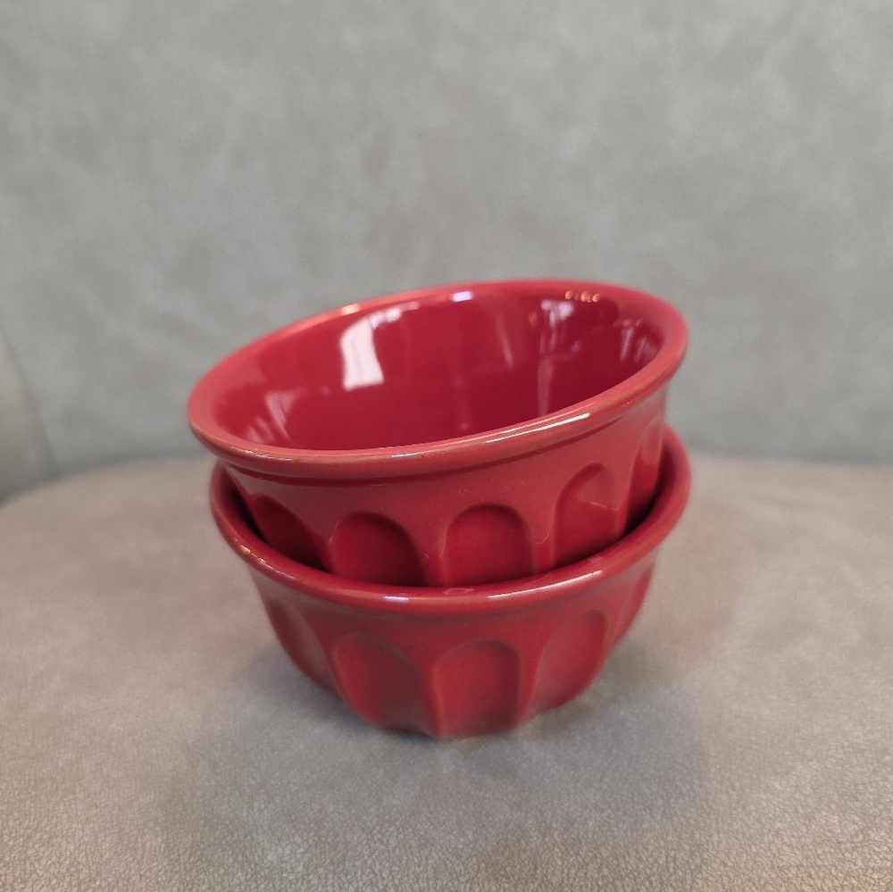 2 Hearth and Hand Red Mini Ceramic Bowls Set Stonewear Scalloped Fluted Target